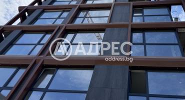 Тристаен апартамент, София, Гоце Делчев, 690613, Снимка 1