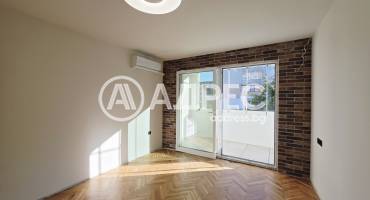 Многостаен апартамент, Варна, Нептун, 693613, Снимка 1