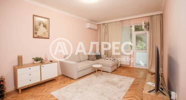 Двустаен апартамент, София, Иван Вазов, 699614, Снимка 1