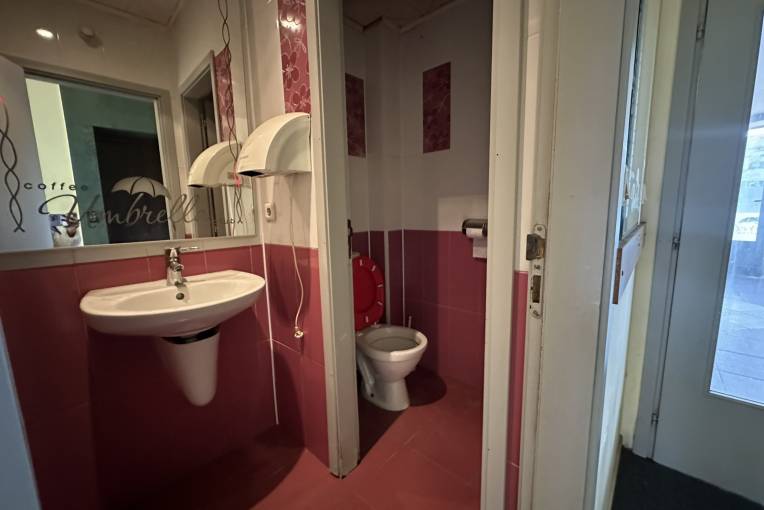 Магазин, Плевен, Център, 636616, Снимка 11