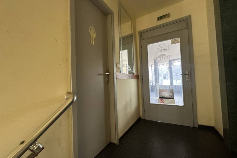 Магазин, Плевен, Център, 636616, Снимка 13