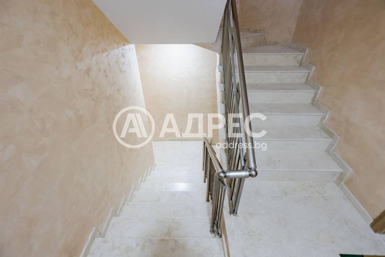 Многостаен апартамент, Варна, Лятно кино Тракия, 678616, Снимка 15