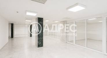 Офис Сграда/Търговски център, Варна, ЖП Гара, 702616, Снимка 3