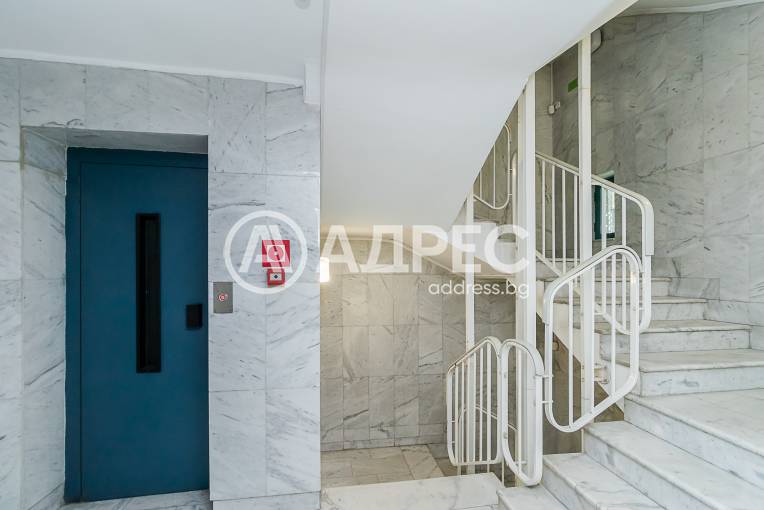 Офис Сграда/Търговски център, Варна, ЖП Гара, 702616, Снимка 16