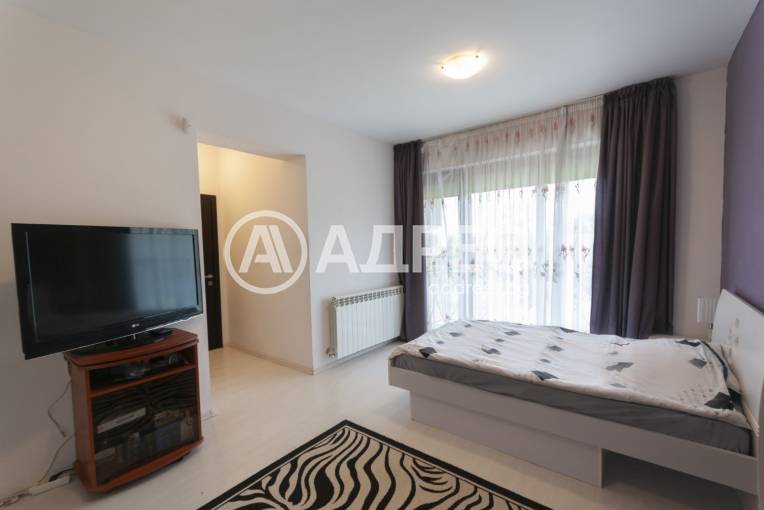 Къща/Вила, Варна, м-ст Траката, 656617, Снимка 13