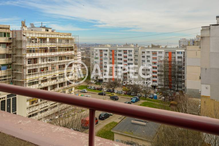 Тристаен апартамент, Бургас, Меден рудник - зона А, 682618, Снимка 11