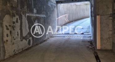 Паркомясто/Гаражна клетка, Варна, Гранд Мол Варна, 685619, Снимка 3