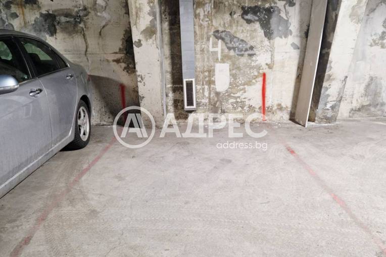 Паркомясто/Гаражна клетка, Варна, Гранд Мол Варна, 685619, Снимка 1