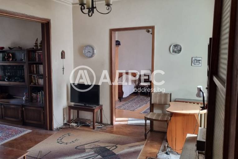 Многостаен апартамент, София, Докторска градина, 681620, Снимка 1