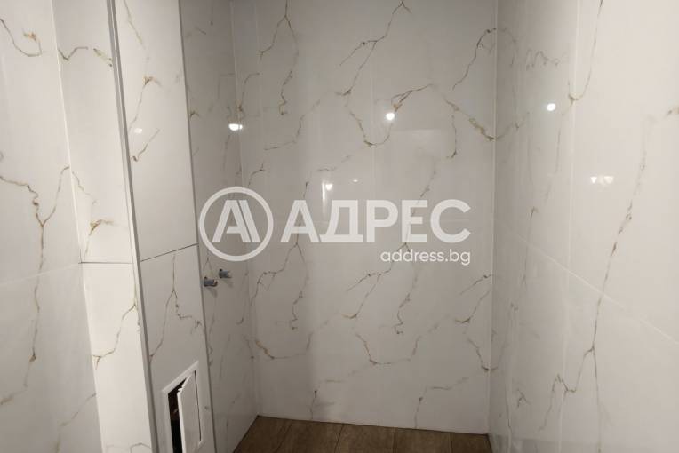 Двустаен апартамент, Варна, Погребите, 677621, Снимка 3