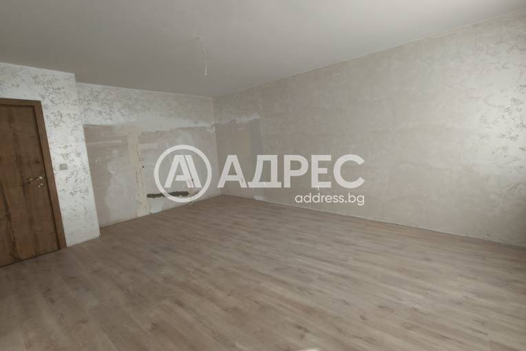 Двустаен апартамент, Варна, Погребите, 677621, Снимка 5