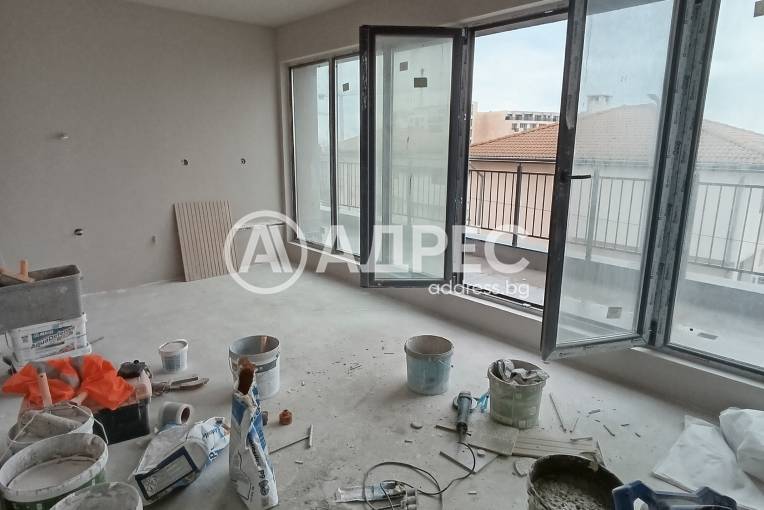 Двустаен апартамент, Варна, к.к. Чайка, 683621, Снимка 1