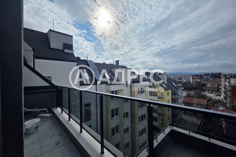 Тристаен апартамент, София, Надежда 4, 681622, Снимка 1