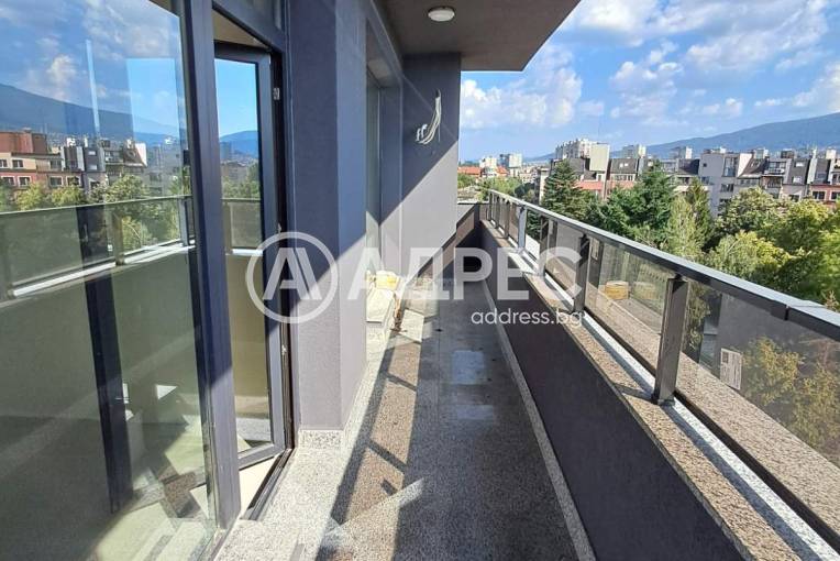 Двустаен апартамент, София, Гоце Делчев, 700622, Снимка 1