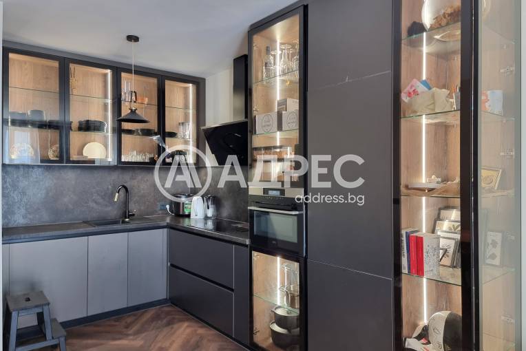 Тристаен апартамент, София, Сердика, 657623, Снимка 1