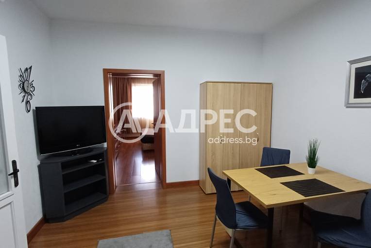 Двустаен апартамент, Варна, Колхозен пазар, 676623, Снимка 1