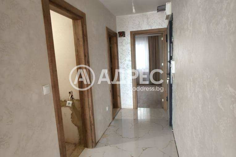 Тристаен апартамент, Варна, Погребите, 677623, Снимка 11