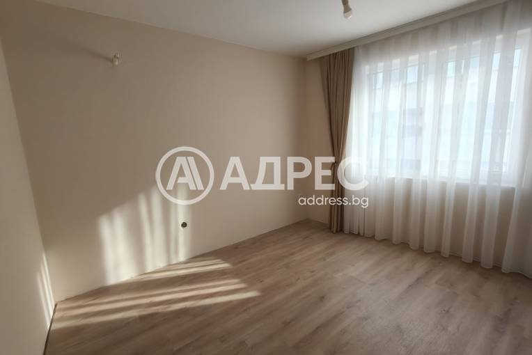 Тристаен апартамент, Варна, Погребите, 677623, Снимка 4