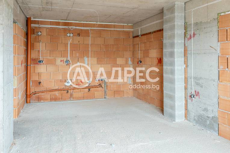 Двустаен апартамент, Варна, Изгрев, 681623, Снимка 3