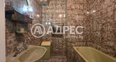 Тристаен апартамент, София, Оборище, 702623, Снимка 11