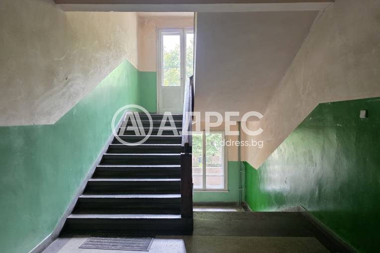 Тристаен апартамент, София, Оборище, 702623, Снимка 13
