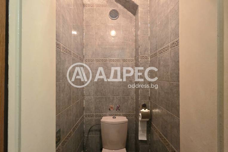 Тристаен апартамент, София, Оборище, 702623, Снимка 14