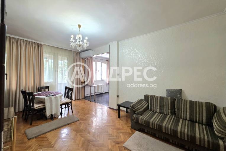 Тристаен апартамент, София, Оборище, 702623, Снимка 2