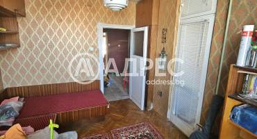 Тристаен апартамент, Плевен, 9-ти квартал, 643625, Снимка 1