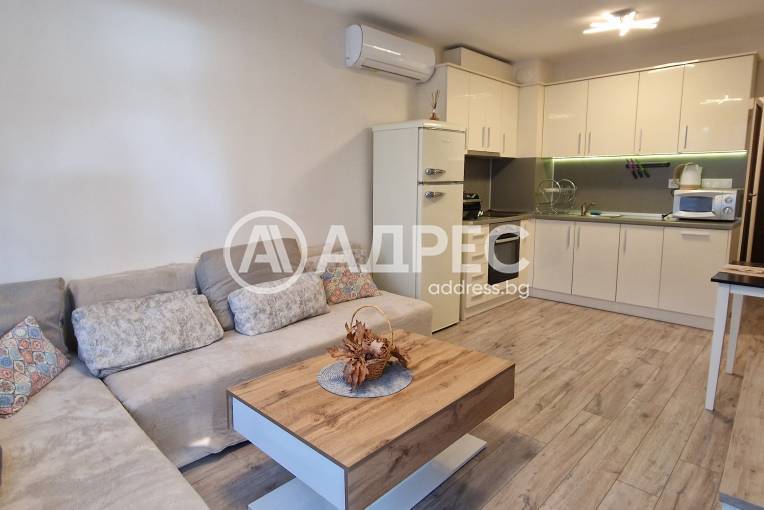 Двустаен апартамент, Варна, Бриз, 676625, Снимка 1