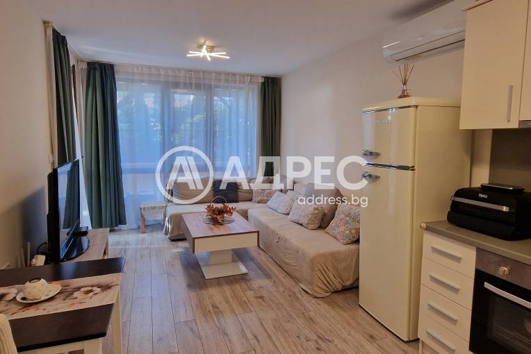 Двустаен апартамент, Варна, Бриз, 676625, Снимка 2