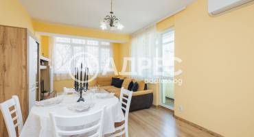 Тристаен апартамент, Варна, Централна поща, 689625, Снимка 2