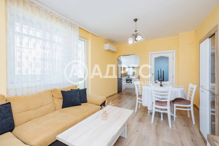 Тристаен апартамент, Варна, Централна поща, 689625, Снимка 15