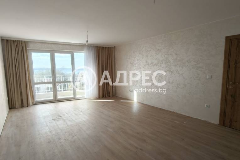 Тристаен апартамент, Варна, Погребите, 677626, Снимка 4