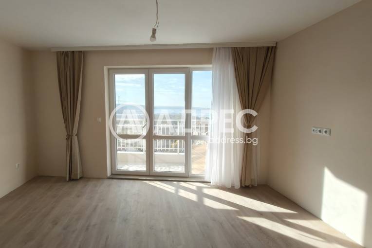 Тристаен апартамент, Варна, Погребите, 677626, Снимка 5