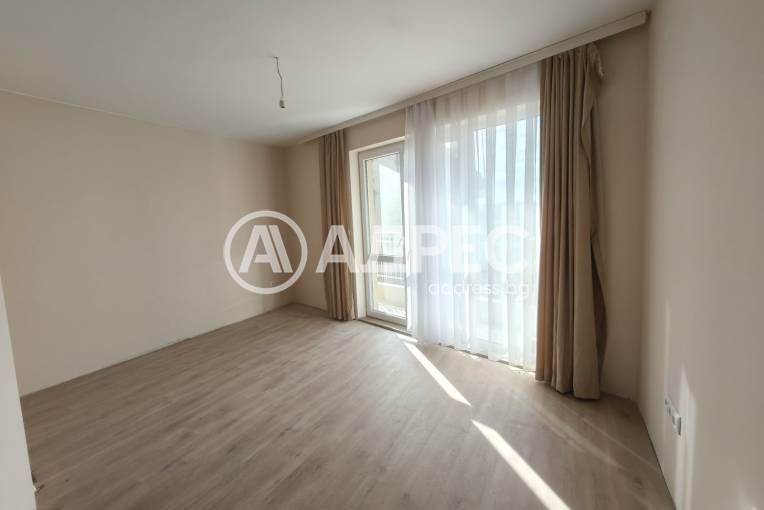 Тристаен апартамент, Варна, Погребите, 677626, Снимка 6