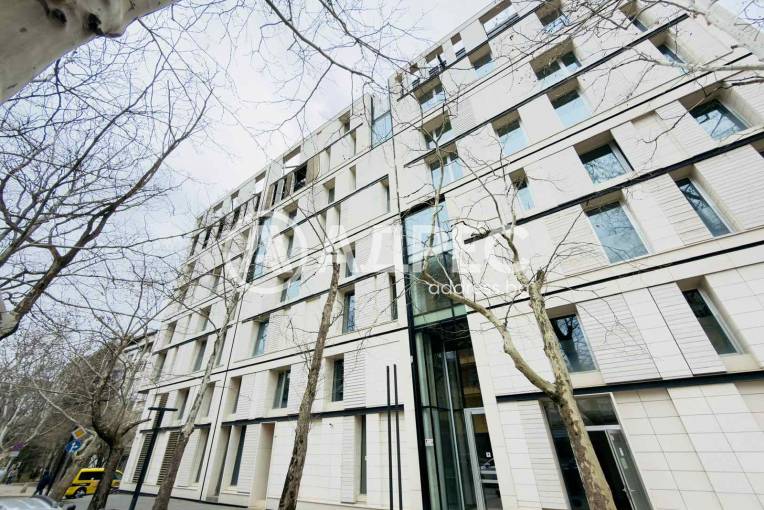 Многостаен апартамент, София, Изток, 688626, Снимка 1