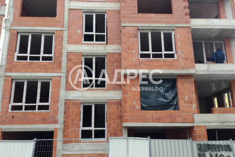 Тристаен апартамент, София, Дружба 1, 682627, Снимка 1