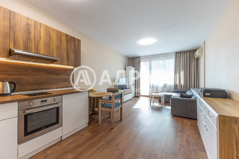 Двустаен апартамент, Варна, к.к. Св.Св. Константин и Елена, 694629, Снимка 1
