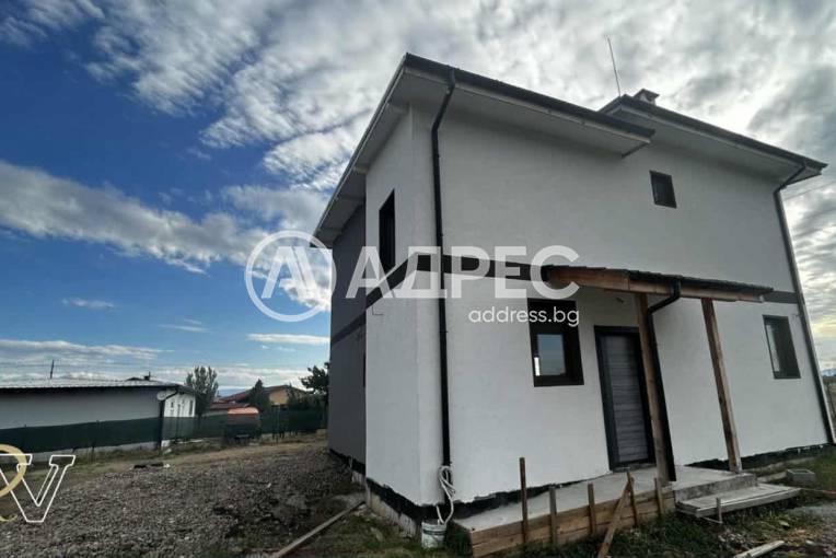 Къща/Вила, Костинброд, Център, 673630, Снимка 1