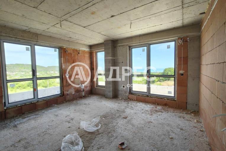 Тристаен апартамент, Варна, Виница, 651631, Снимка 16