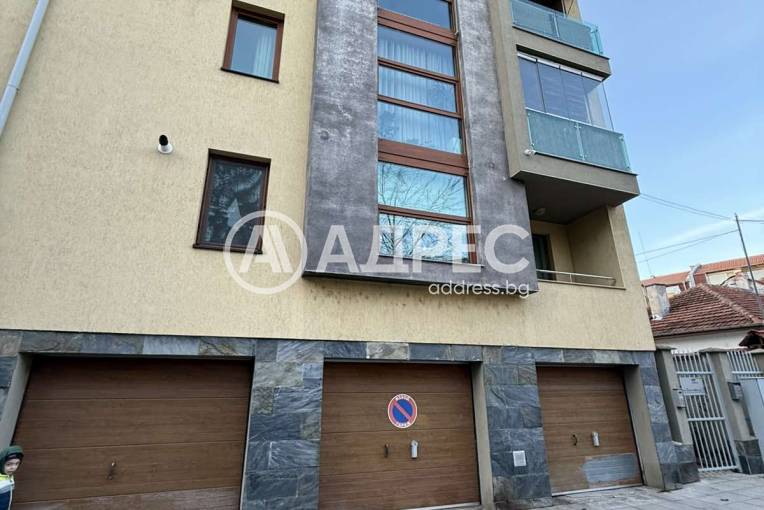 Многостаен апартамент, Плевен, Идеален център, 676631, Снимка 2