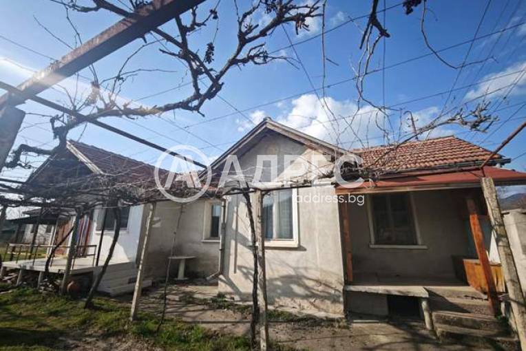 Къща/Вила, Тулово, 688631, Снимка 1