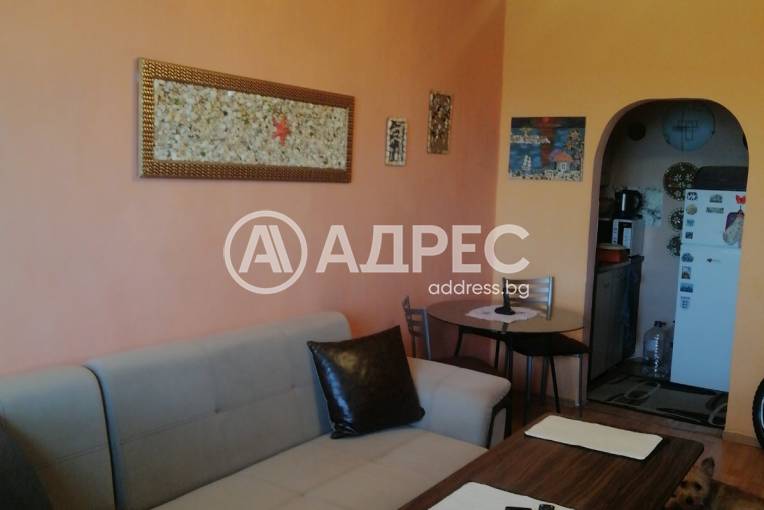 Двустаен апартамент, Добрич, Промишлена зона - Север, 643632, Снимка 1