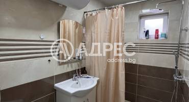 Многостаен апартамент, Нови пазар, 688632, Снимка 3