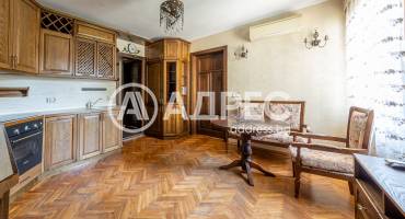 Многостаен апартамент, Варна, Идеален център, 679633, Снимка 2