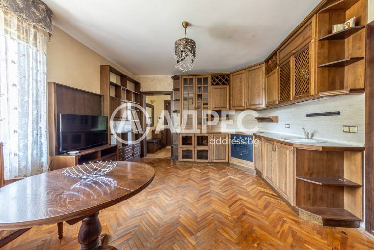 Многостаен апартамент, Варна, Идеален център, 679633, Снимка 1