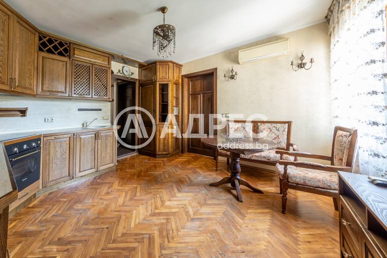 Многостаен апартамент, Варна, Идеален център, 679633, Снимка 2