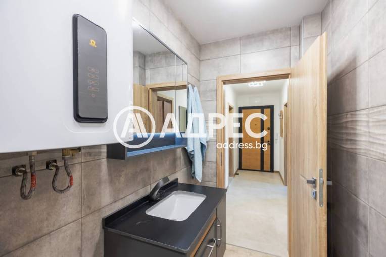 Тристаен апартамент, Варна, Погребите, 681633, Снимка 16