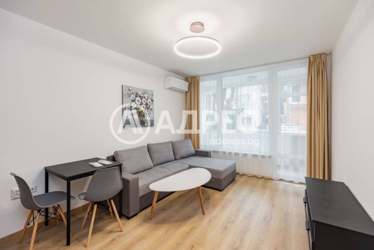 Двустаен апартамент, Варна, Нептун, 700633, Снимка 1