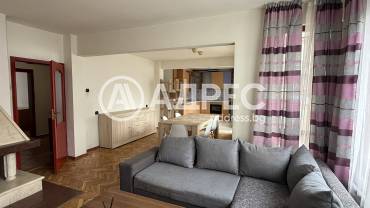 Многостаен апартамент, Варна, Централна поща, 688635, Снимка 1